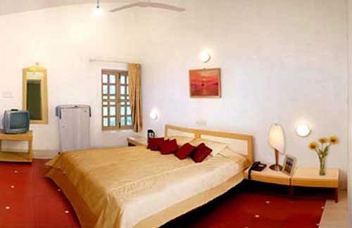 Golden Swan Beach Resort Murūd Kültér fotó
