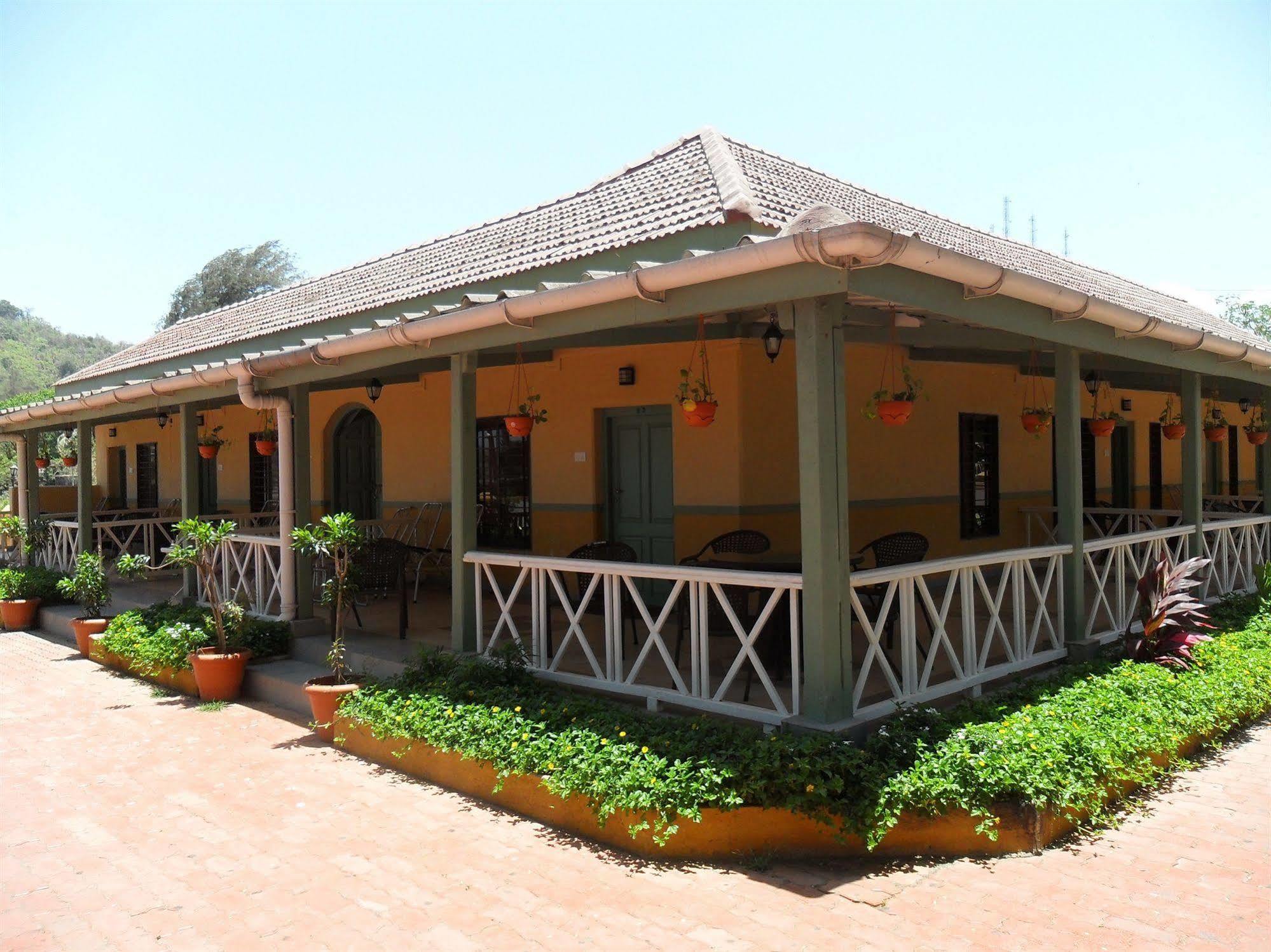 Golden Swan Beach Resort Murūd Kültér fotó